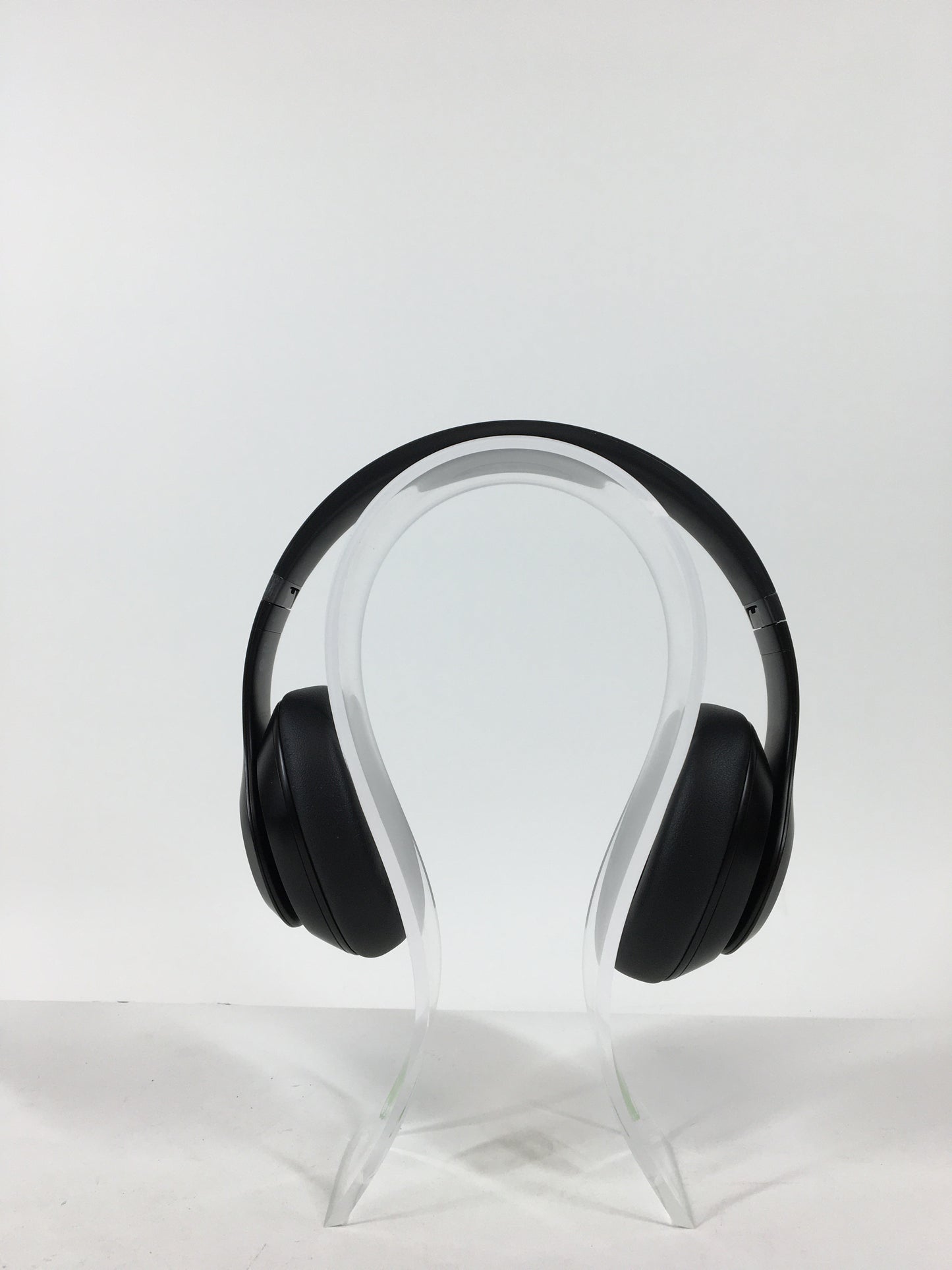 Beats Studio Pro Wireless Over-Ear Bluetooth Headphones Black EMC8349