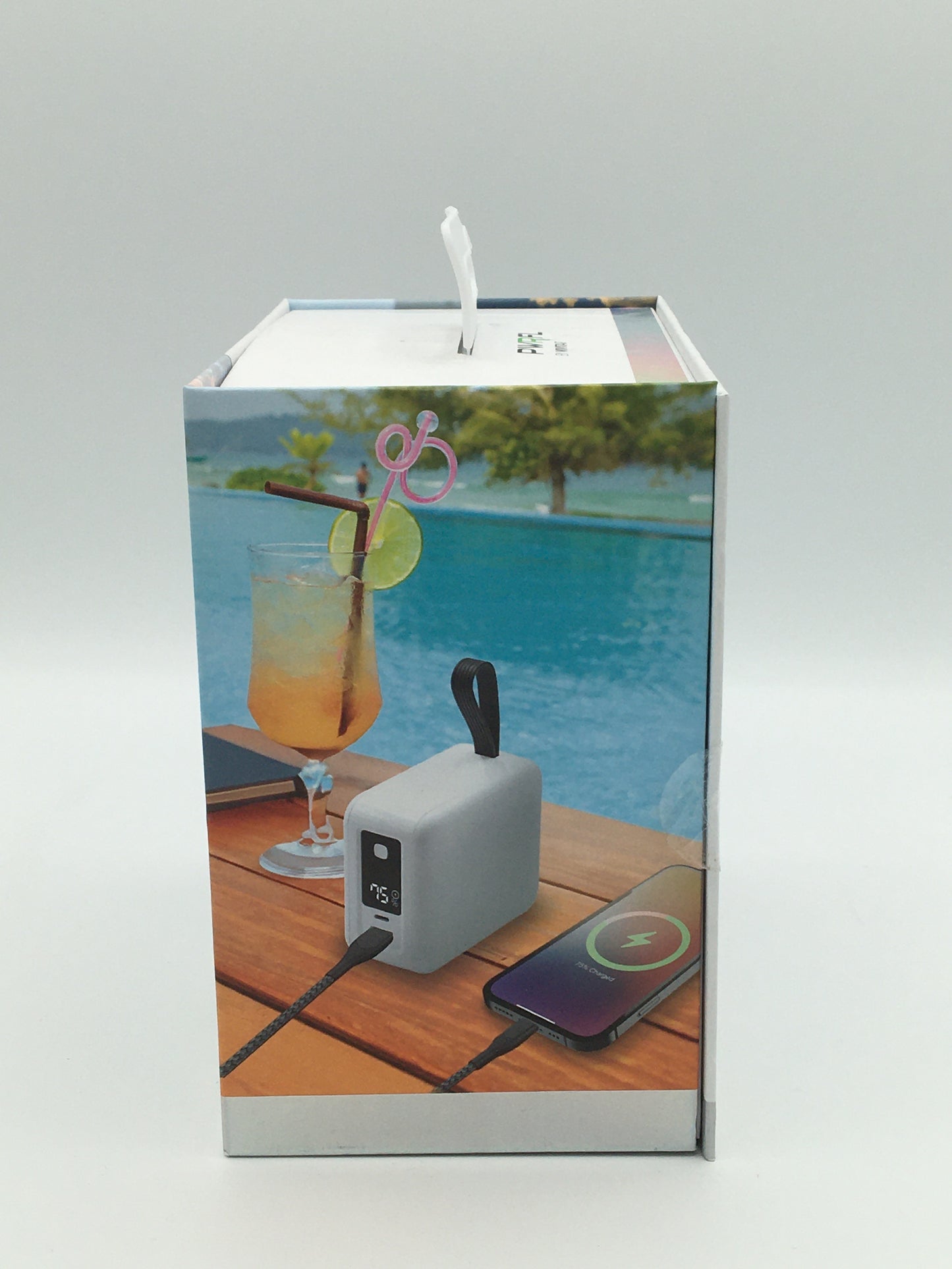 New Vivitar Pro Charger Power Bank PWR3010-WHT
