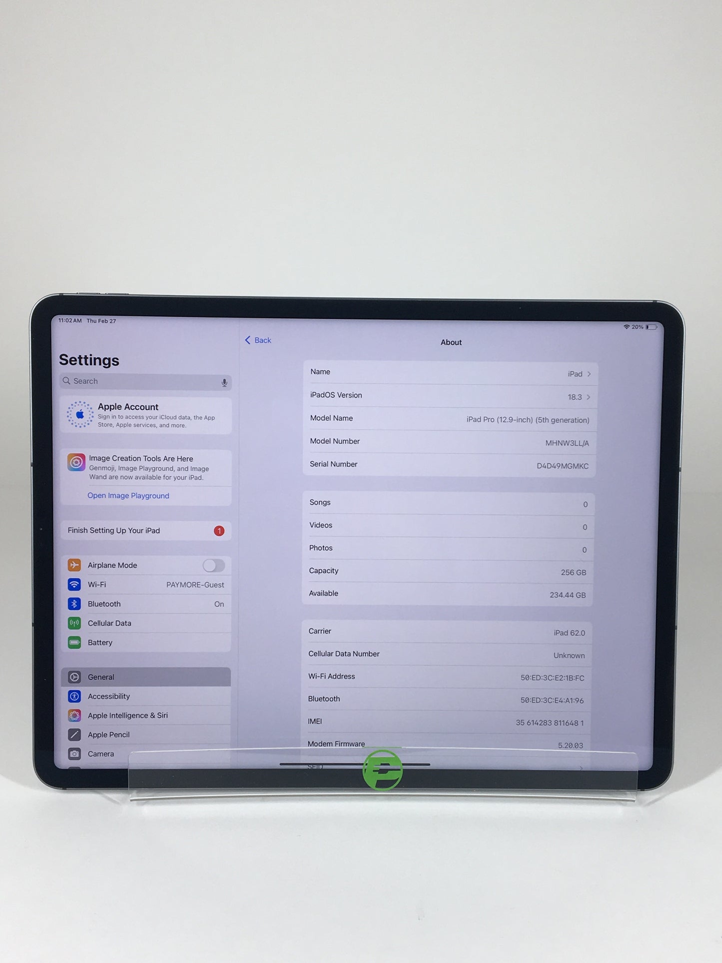 Unlocked Apple iPad Pro 12.9" 5th Gen 256GB 18.3 Space Gray MHNW3LL/A