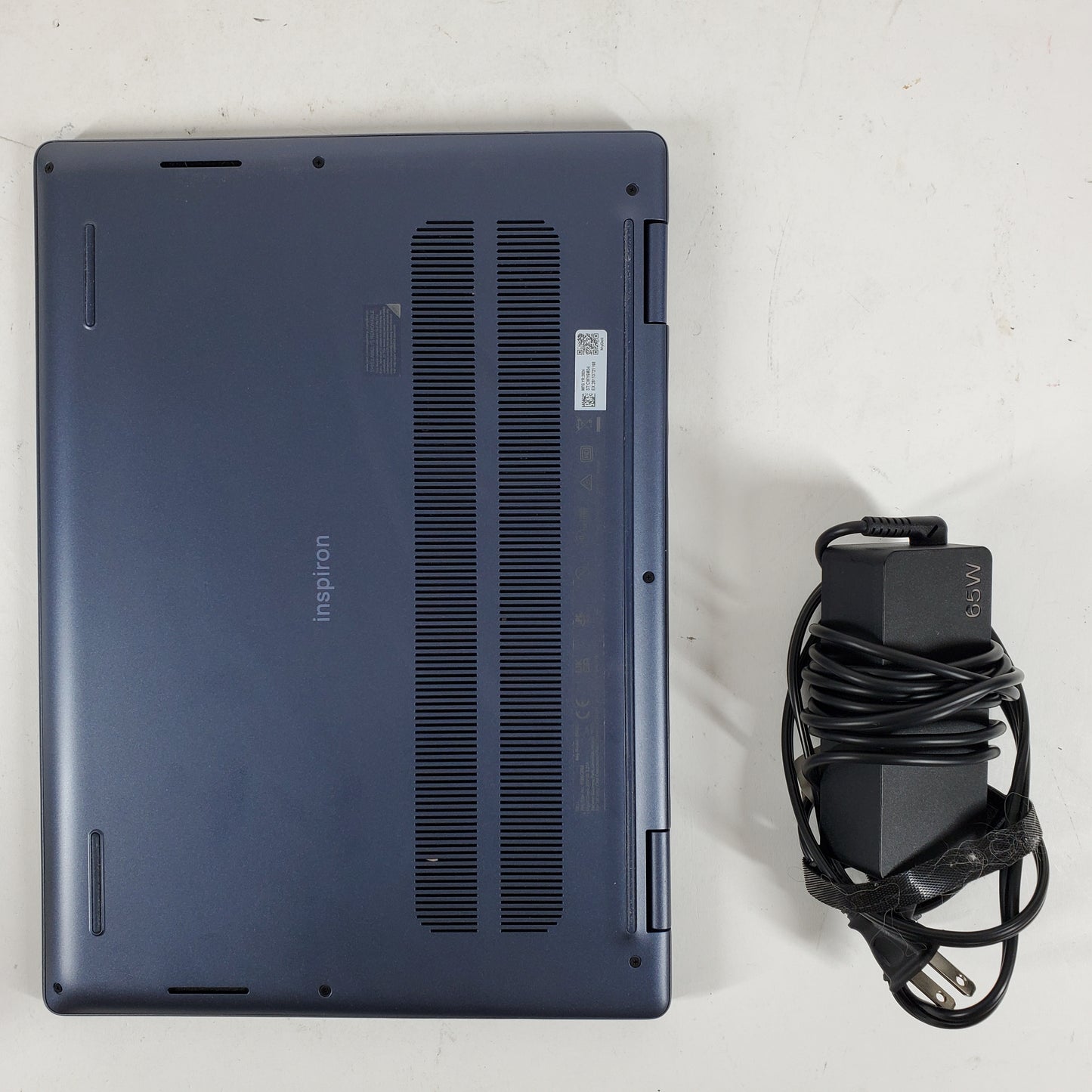 Dell Inspiron 14 7445 14" Ryzen 5 8640HS 3.5GHz 8GB RAM 512GB SSD
