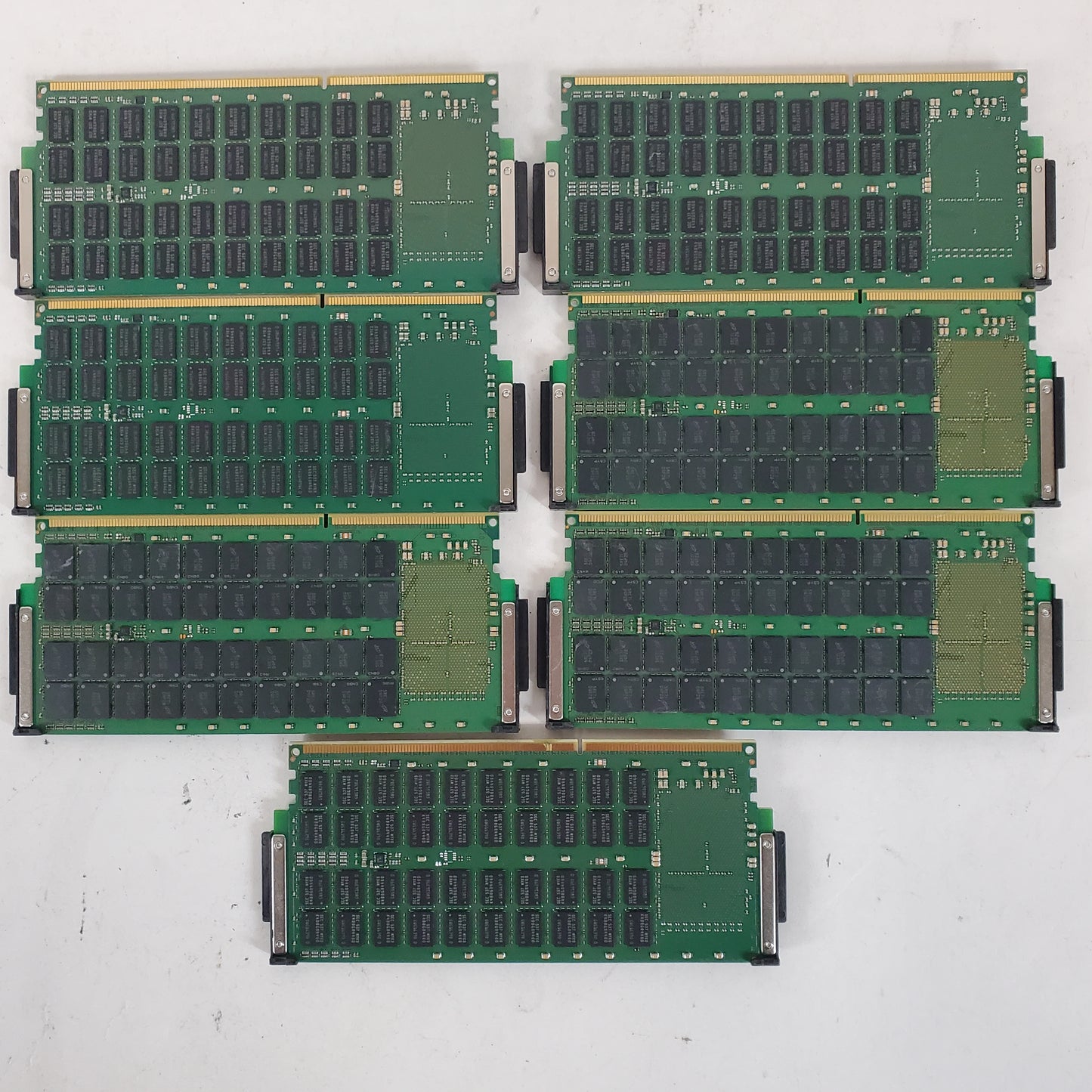 IBM 64gb 31ea lot of 7 SERVER RAM 31EA