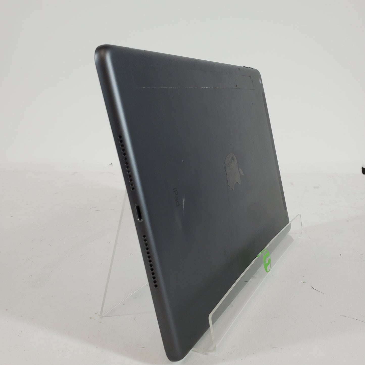 Unlocked Apple iPad 7th Gen 32GB Space Gray MW6H2LL/A