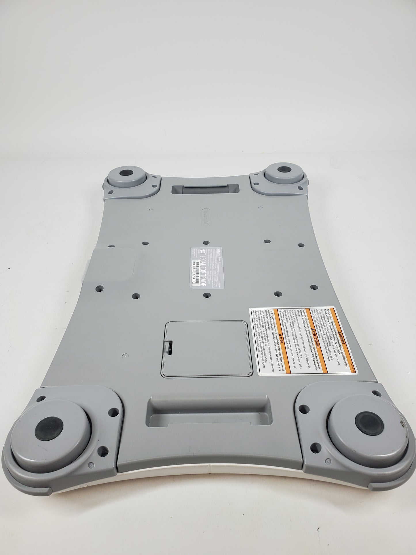 Broken Nintendo Wii Balance Board White RVL-021 Corroded Battery Compartment