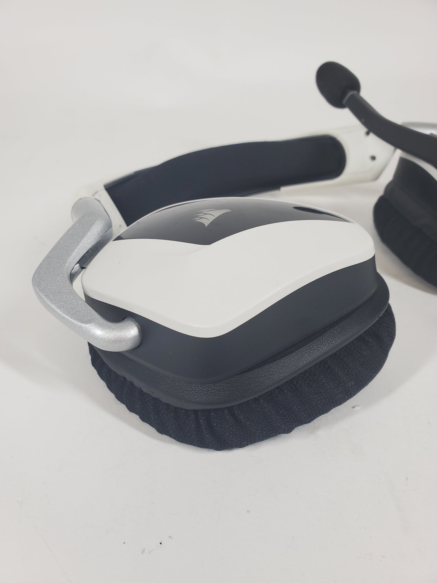 Corsair Void RGB Elite Wireless Gaming Headset Black/White RDA0011