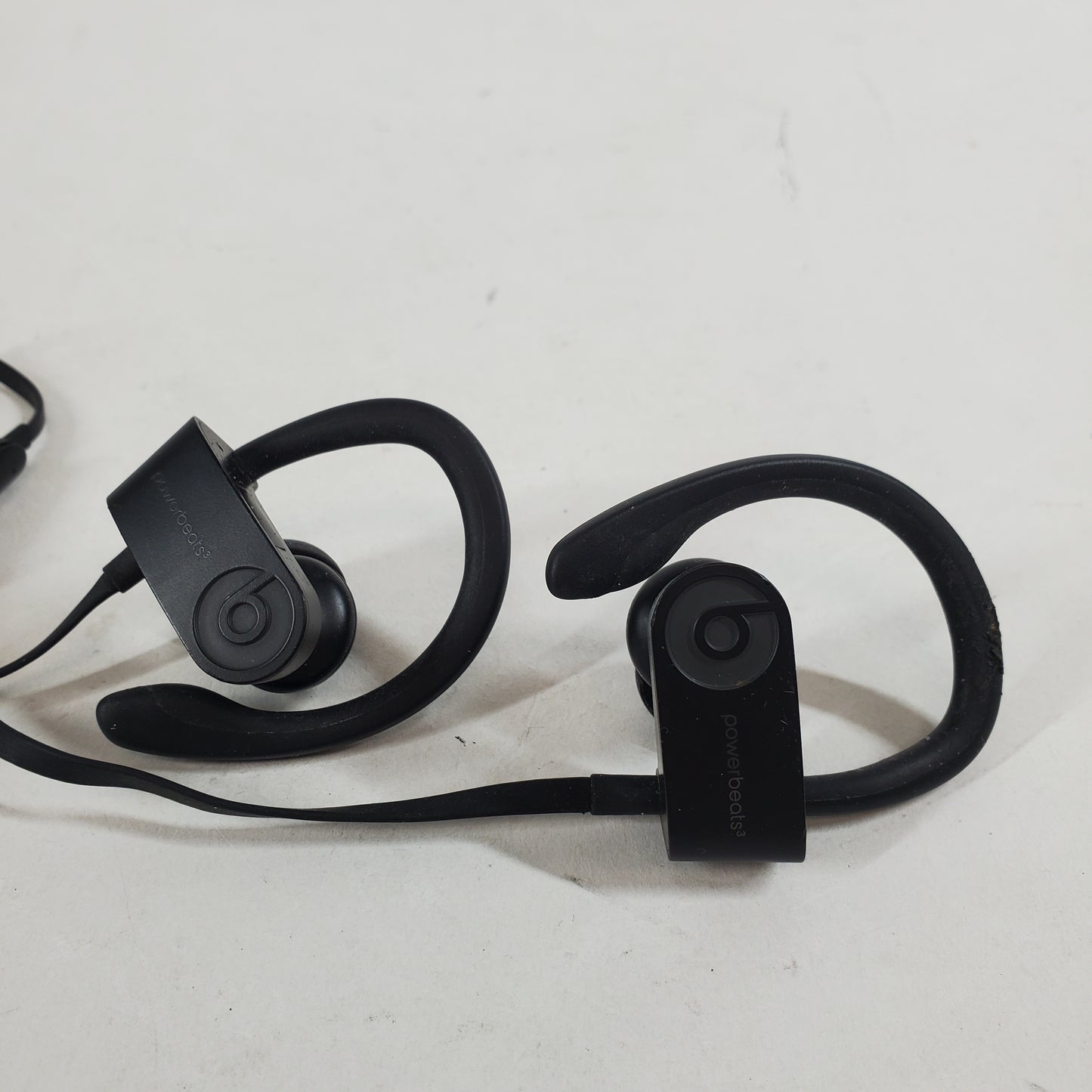 Beats Powerbeats3 Wireless In-Ear Bluetooth Headphones Gray MNW82LL/A