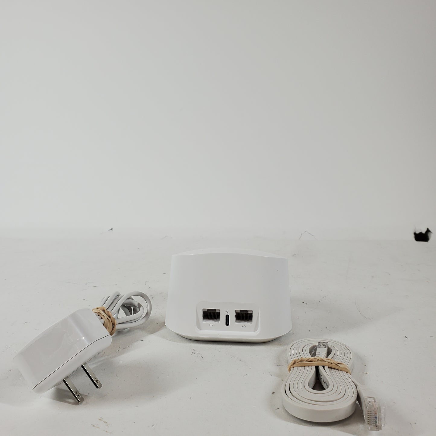 eero R010001 Dual Band WiFi 6 R010001 6+ Dual-Band Mesh Wi-Fi 6 Router