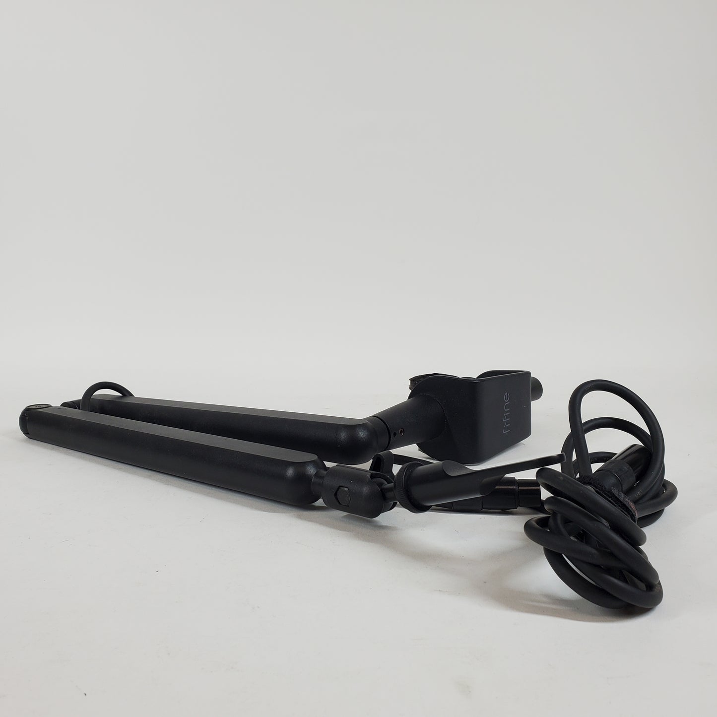 Elgato Wave DX 15 KHZ Broadcast Dynamic Microphone 20MAH9901