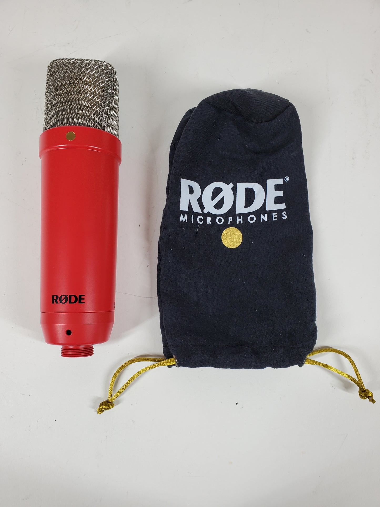 Rode NT1 20 Hz - 20 kHz Condenser Studio Microphone NT1
