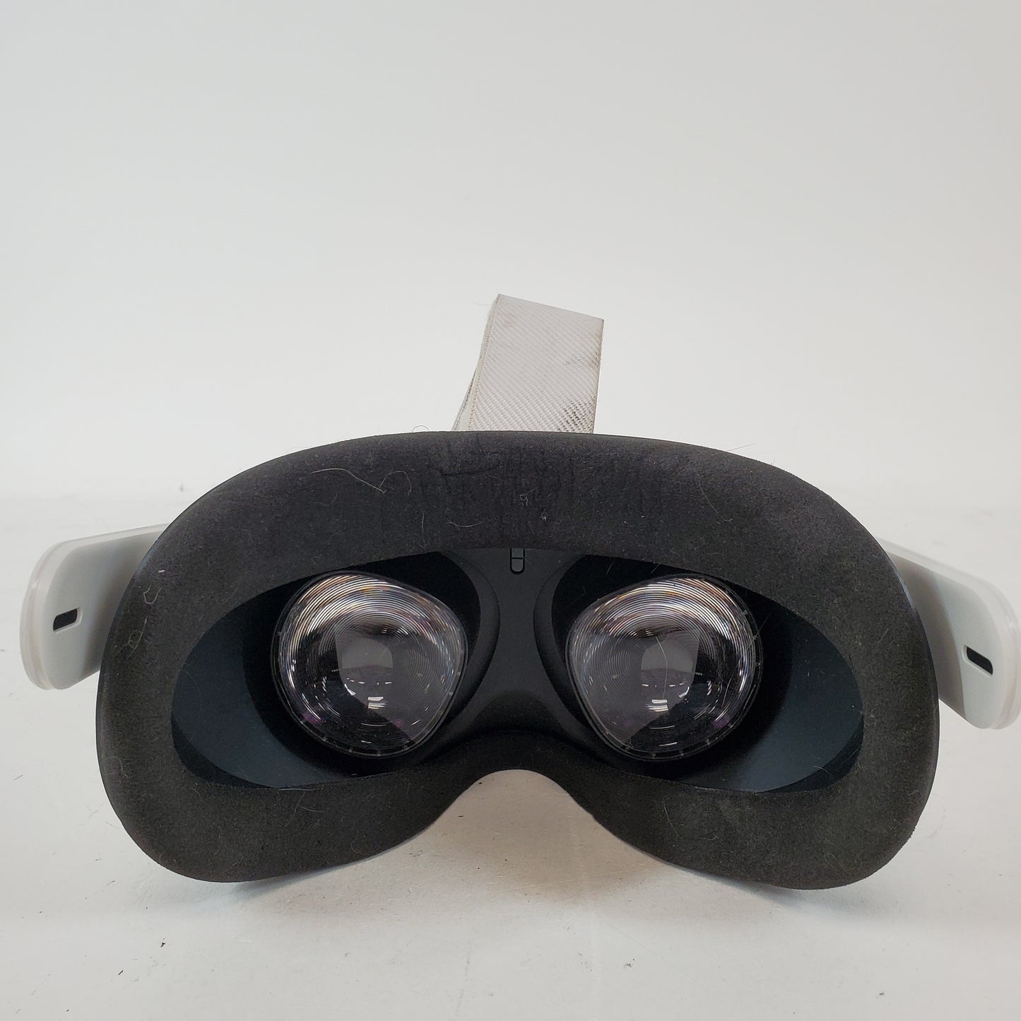 Oculus Quest 2 256GB Standalone All-in-One VR Headset KW49CM