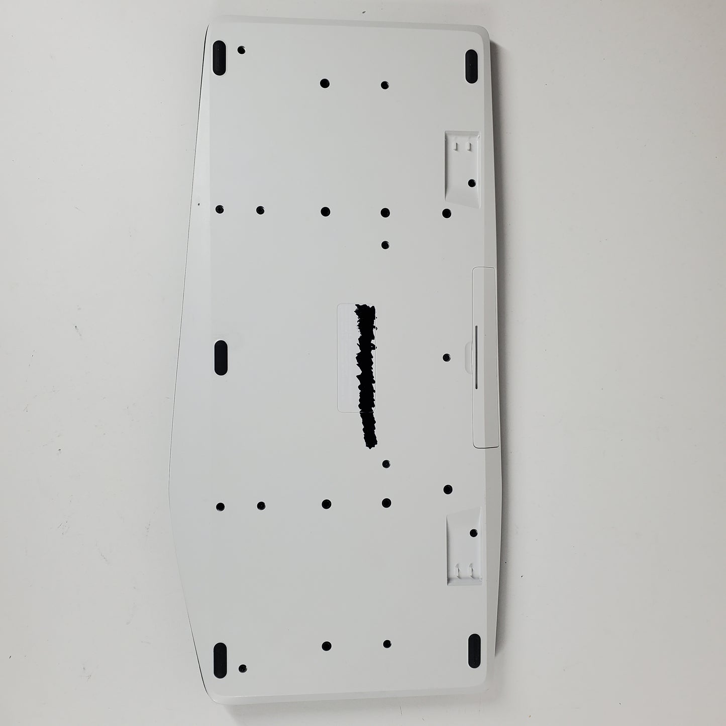 New Logitech K850 Keyboard 920-008219