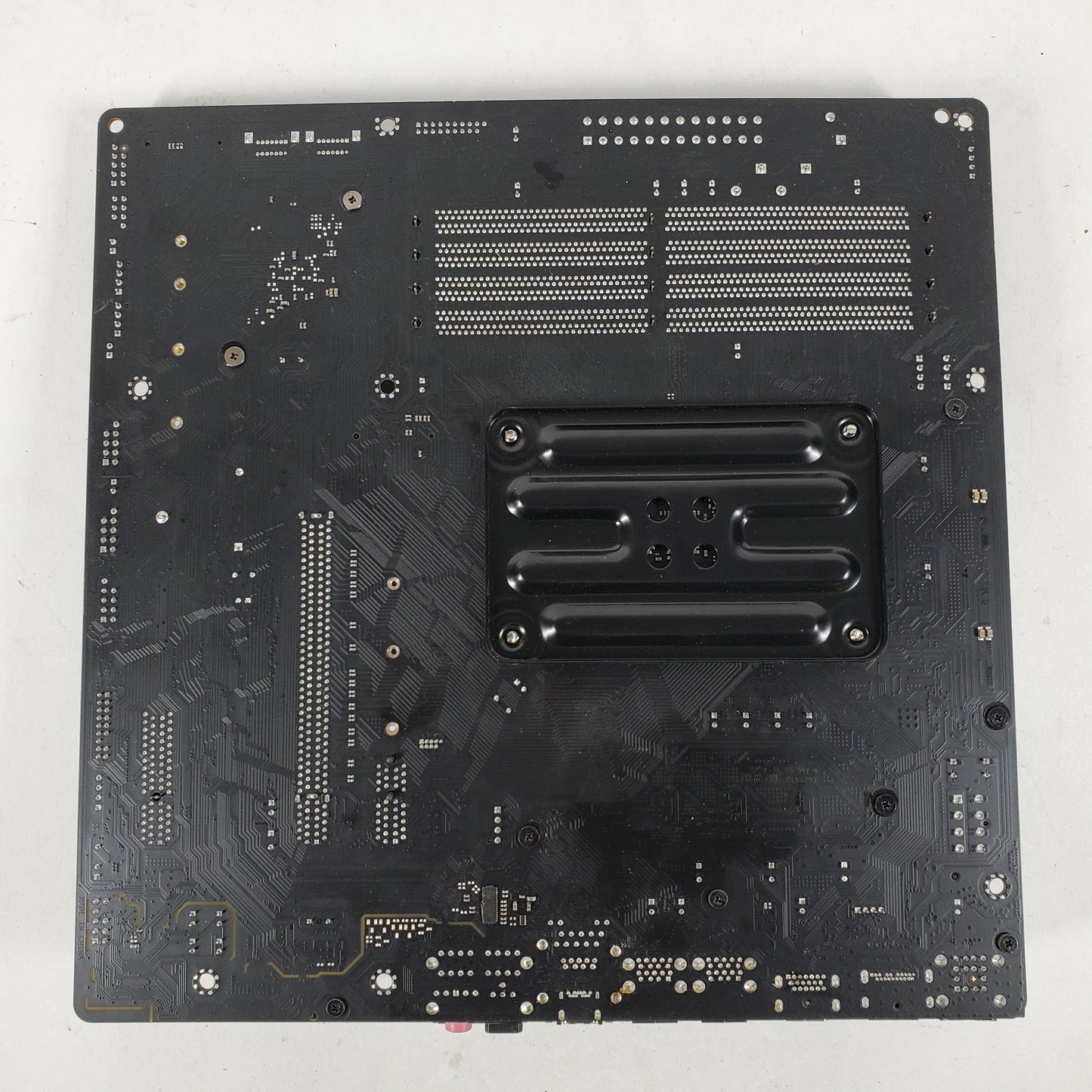 Broken ASRock B450M STEEL LEGEND AM4 ATX PARTS ONLY