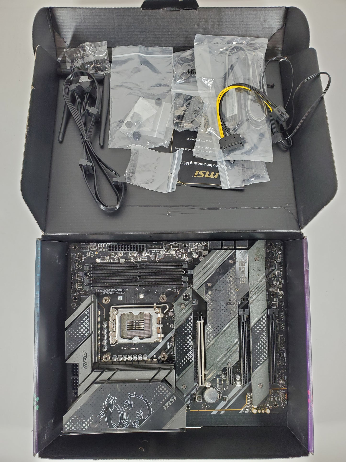 MSi Z690 EDGE LGA 1700 ATX