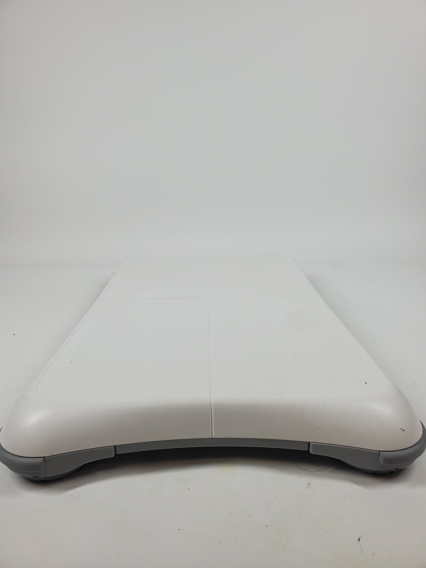 Broken Nintendo Wii Balance Board White RVL-021 Corroded Battery Compartment