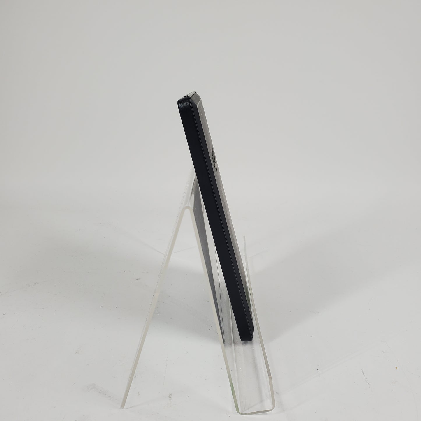 WiFi Only Amazon Kindle Fire HD 6 4th Gen 8GB Black PW98VM