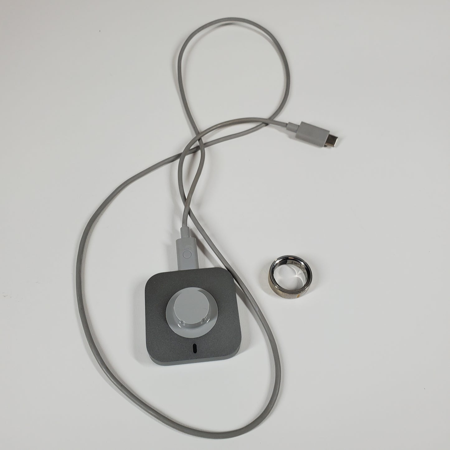 Oura Ring 4 Size 9 Smart Ring 0A-R4-9-BK