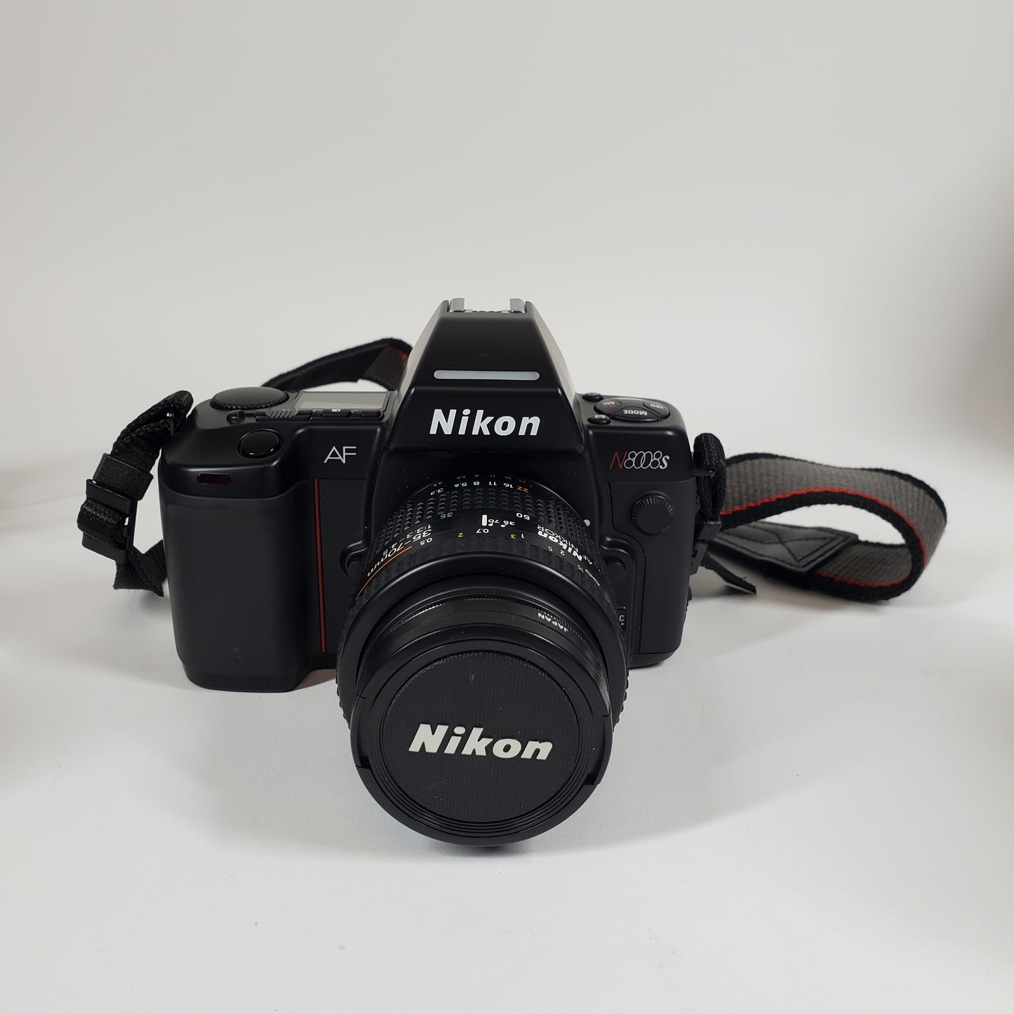Nikon AF N8008s 35mm SLR Camera Kit