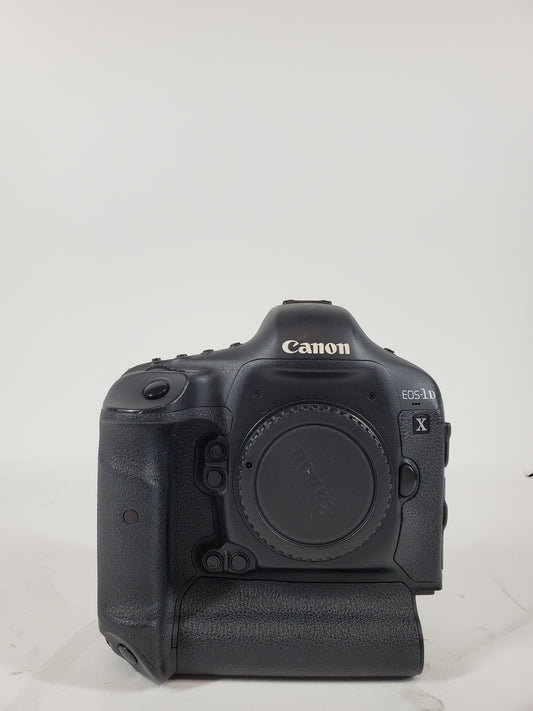 Canon EOS 1DX 18.1 Digital SLR DSLR Camera