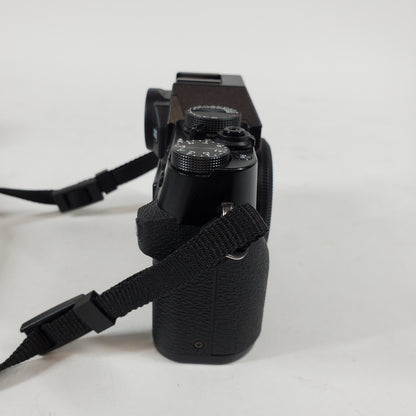 Fujifilm X-T30 FF210005 Mid-Range Mirrorless Interchangeable-Lens Digital Camera