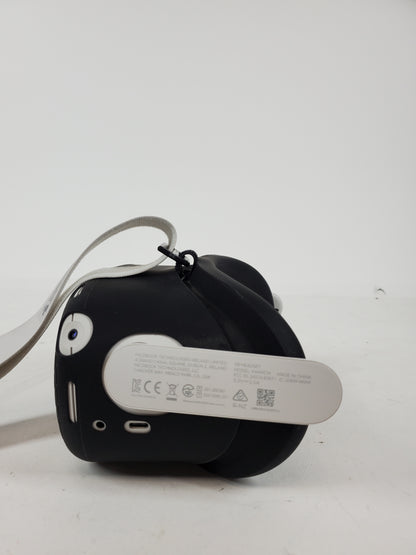 Meta Quest 2 256GB Standalone All-in-One VR Headset KW49CM with Extras