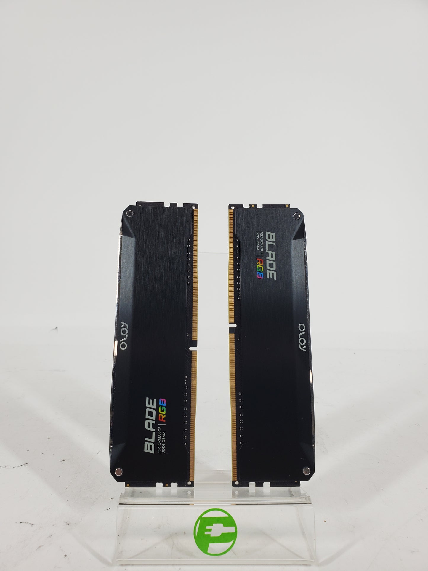 OLOy Blade 16GB (2x8GB) RAM DDR4 3200MHz ND4U1632162BRKDE