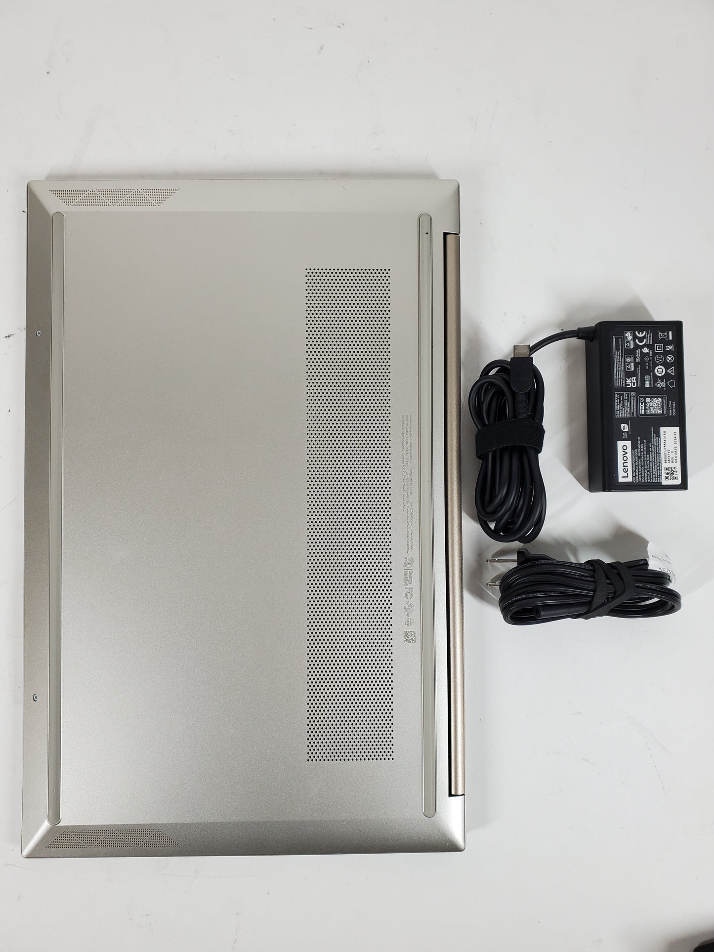 HP Pavilion 15-EG0070WM 15.6" i5-1165G7 1.8GHz 8GB RAM 512GB SSD