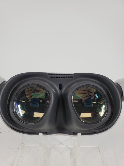 Meta Quest 3 128GB Standalone All-in-One VR Headset S3A