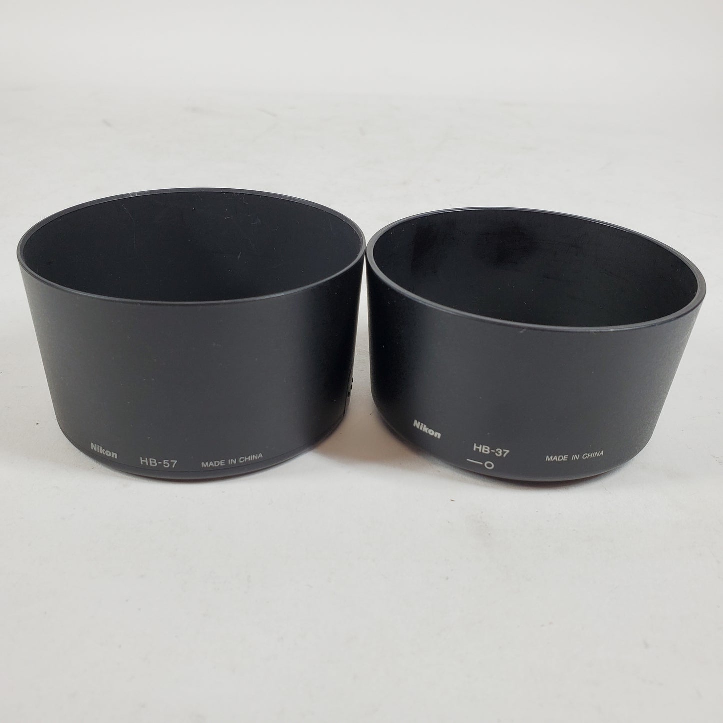 Nikon D3000 DSLR Camera 18-55mm Lens VR Kit 10.2 MP 6979 Shutter Count