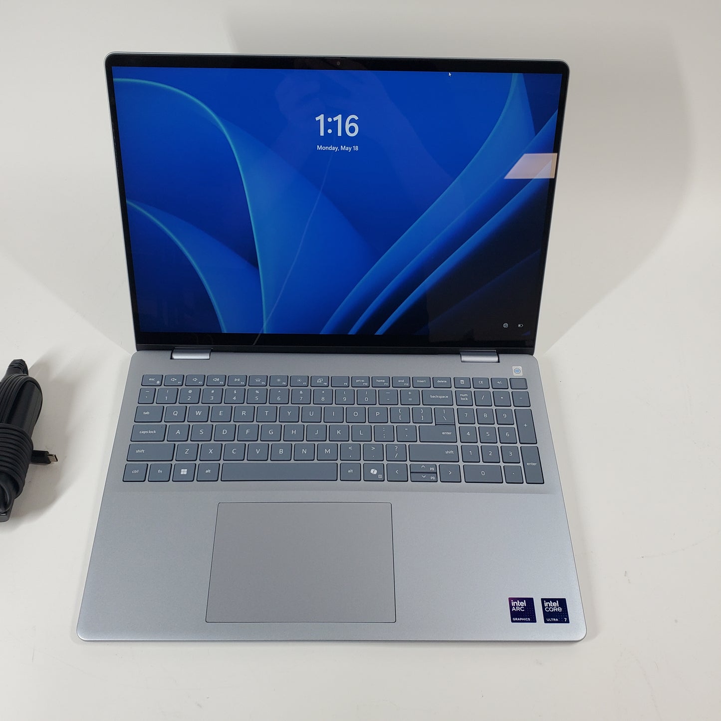 Dell 16 Plus DB06250 16" Intel Core Ultra 7 1.2GHz 16GB RAM 1TB SSD SSD