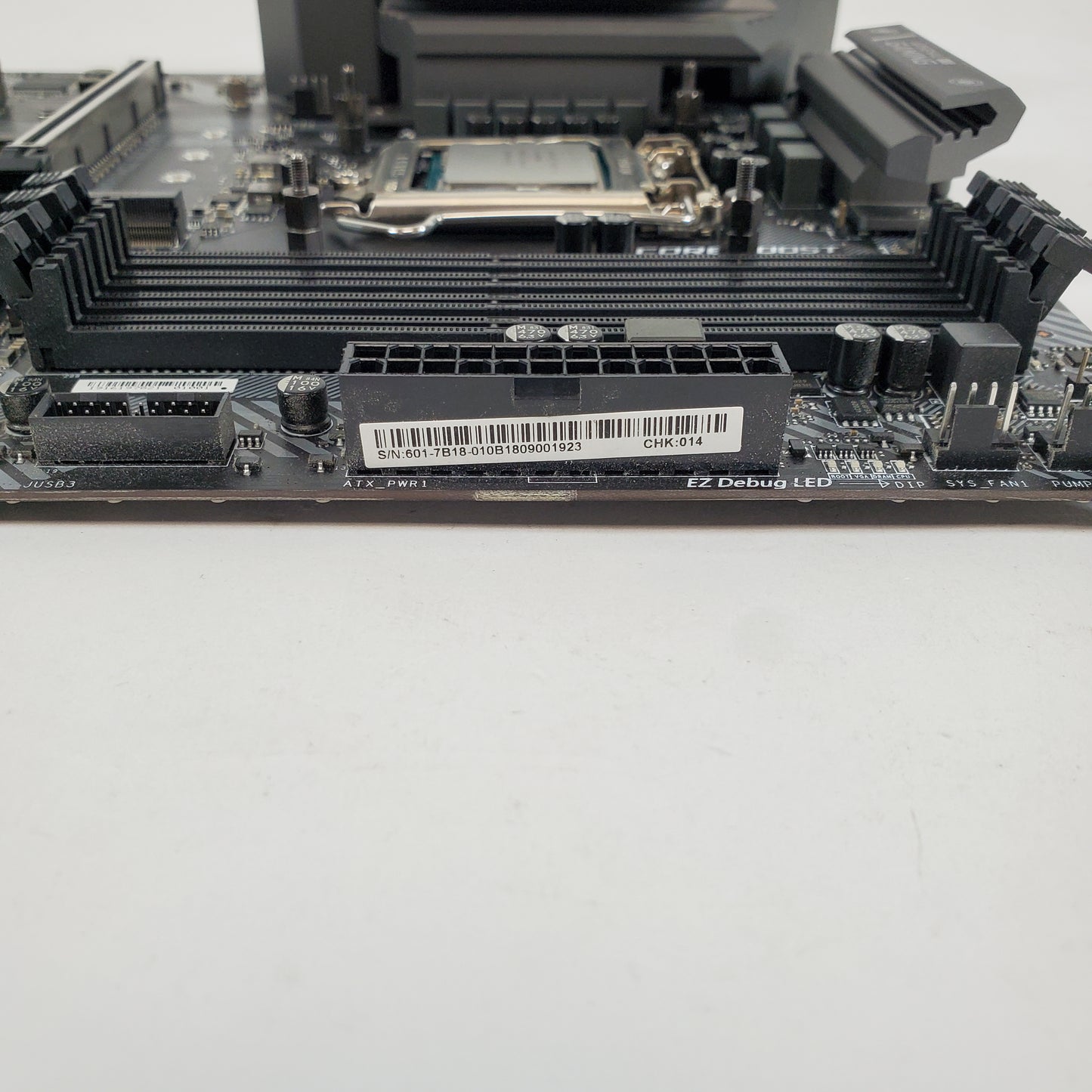 MSi MAG Z390 Tomahawk + Intel Core i9-9900K Motherboard CPU and Cooler Combo