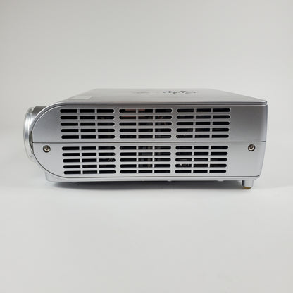 Toshiba TDP-S35 800 x 600 SVGA 1800 Lumens DLP Projector TDP-S35