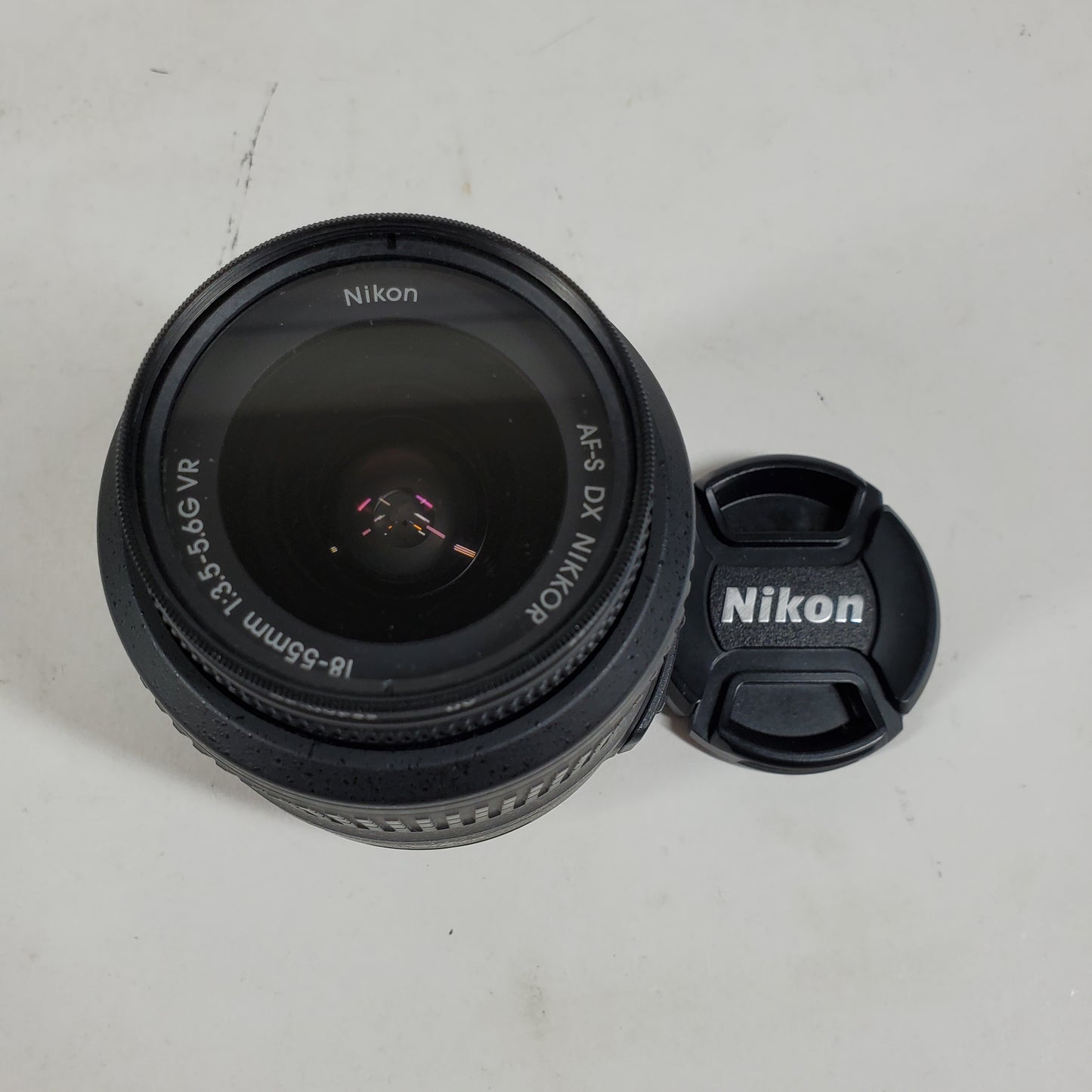 Nikon D3000 DSLR Camera 18-55mm Lens VR Kit 10.2 MP 6979 Shutter Count