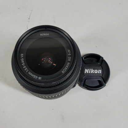Nikon D3000 DSLR Camera 18-55mm Lens VR Kit 10.2 MP 6979 Shutter Count