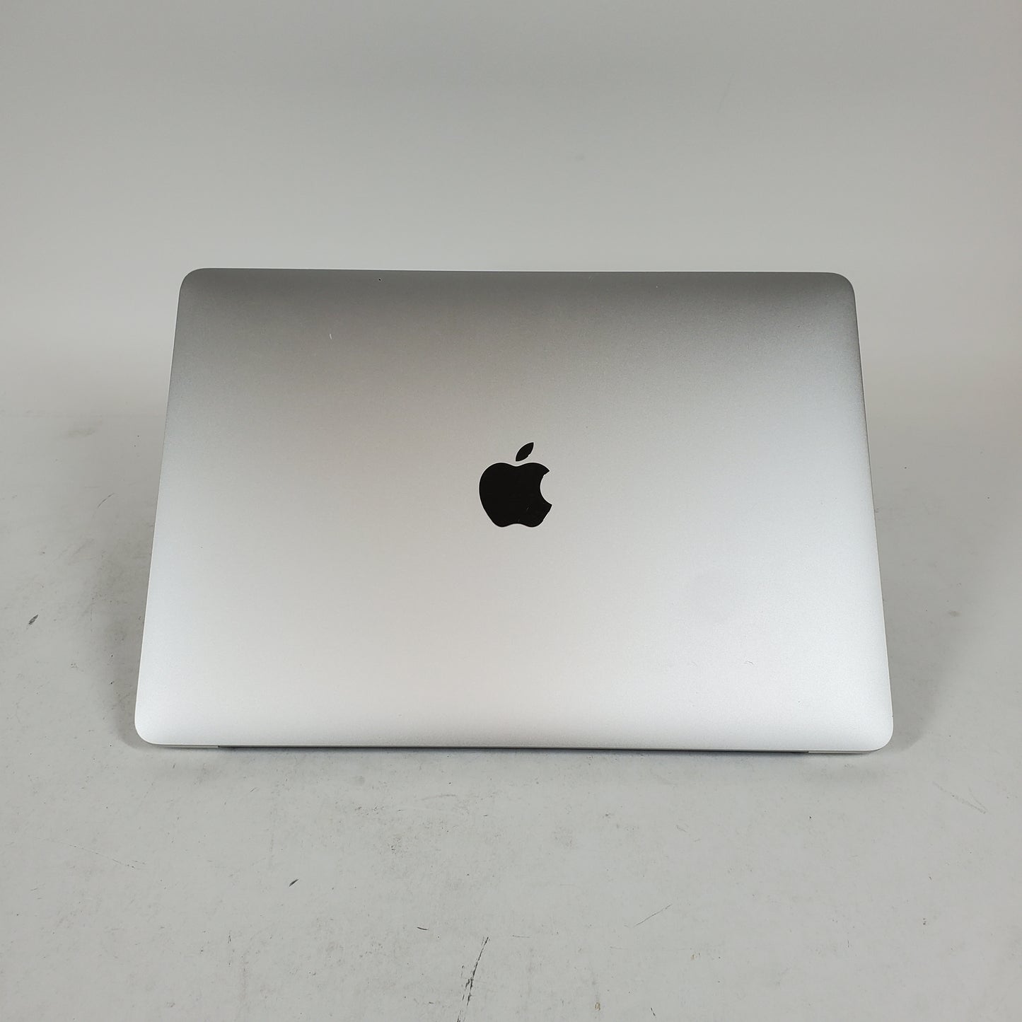 2020 Apple MacBook Pro 13.3" M1 8 Core 3.2GHz 8GB RAM 128GB SSD MYDA2LL/A