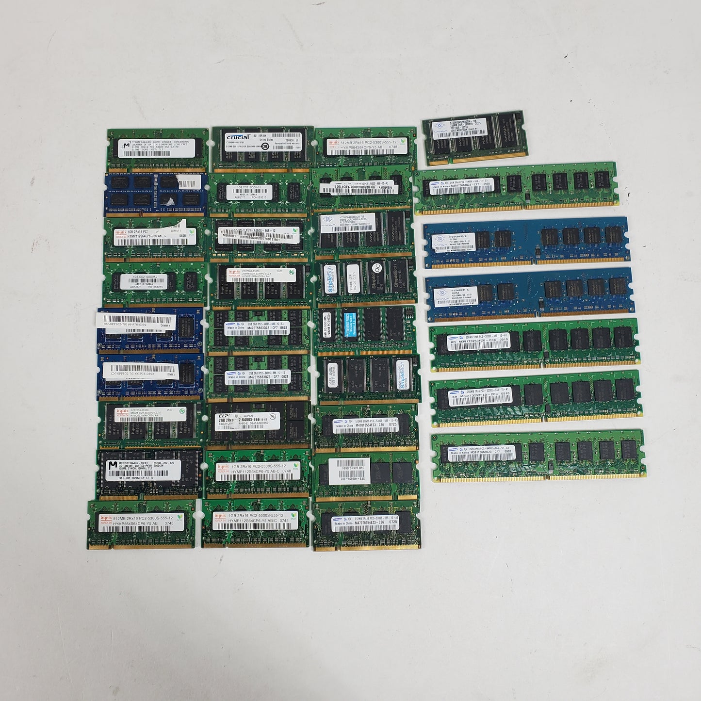 LOT OF 34 DDR2 MEMORY LAPTOP AND DESKTOP RAM