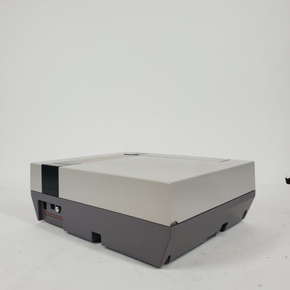 Nintendo Entertainment System NES Video Game Console NES-001 Gray