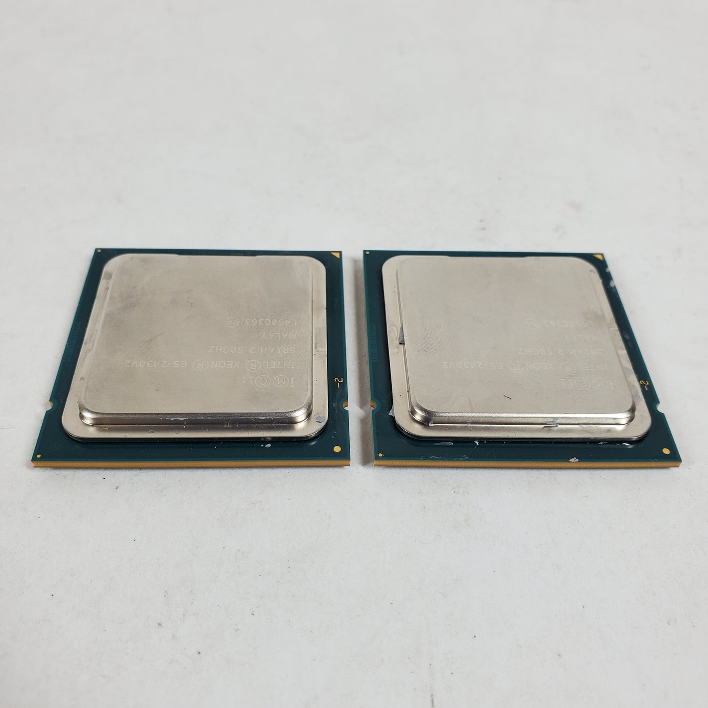 Lot of 2 Intel Xeon E5-2430V2 2.50GHz 6 Core SR1AH 12 Thread LGA 1356 CPU
