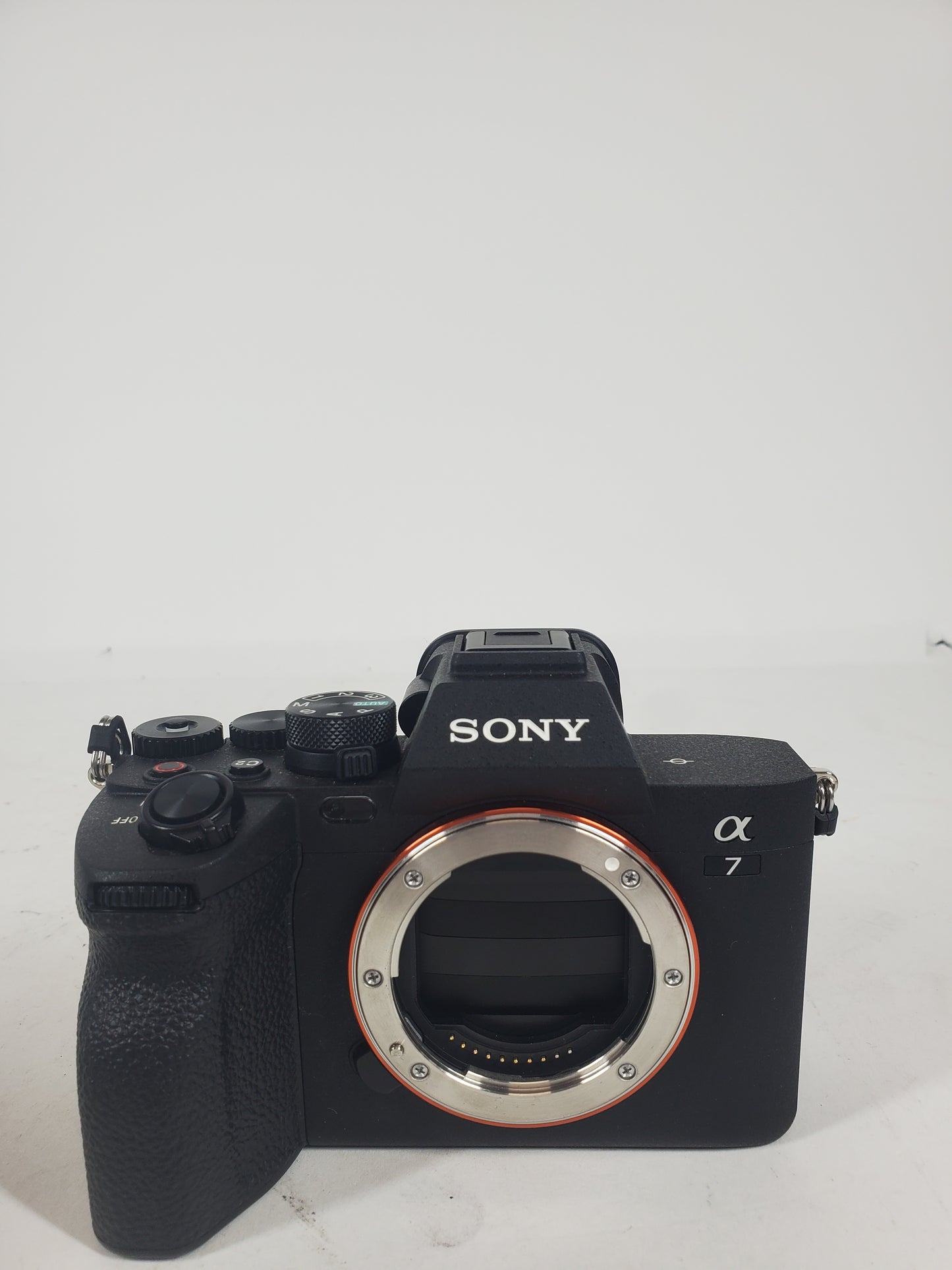 Sony Alpha 7 IV 33MP Digital SLR DSLR Camera 196 Shutter Count Camera Kit