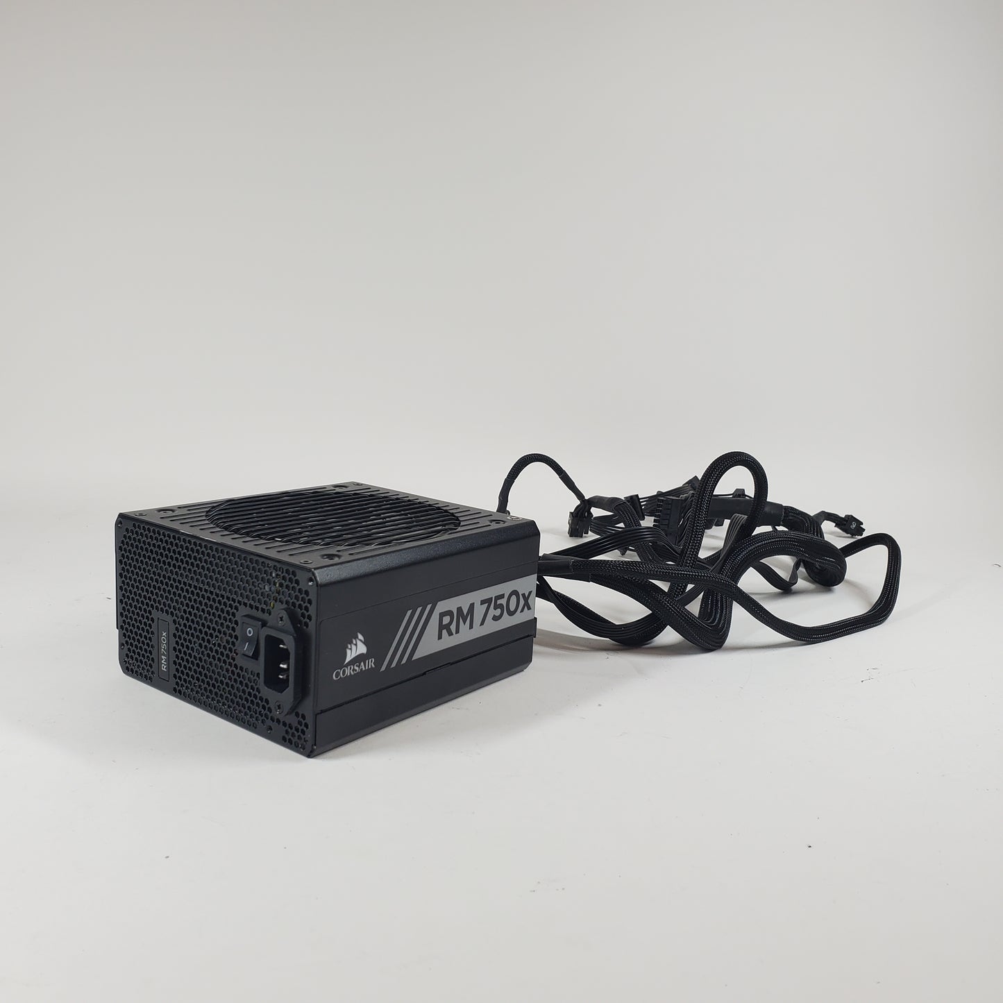 Corsair RM750x G35DP00465P1Y0 80 Plus Gold 750W Fully Modular Power Supply