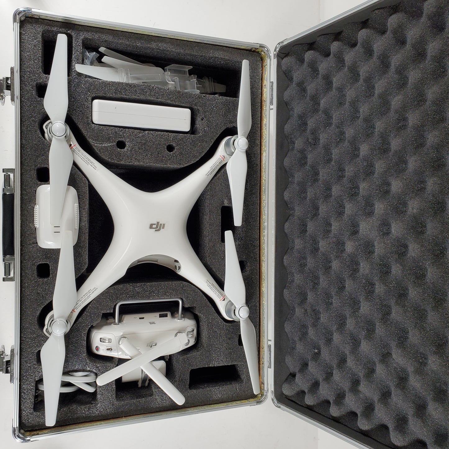 DJI Phantom 4 4K Camera Drone WM300A