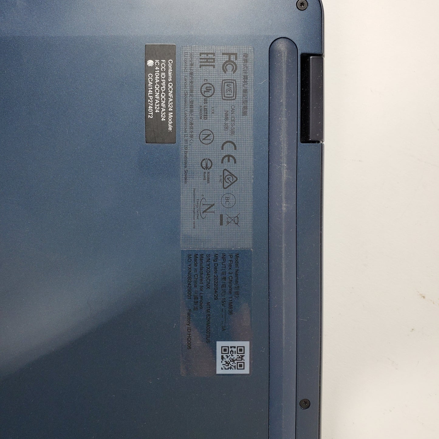 Lenovo flex 3 82KM0003US 11.6" Celeron N4020 1.10GHz 4GB RAM SSD