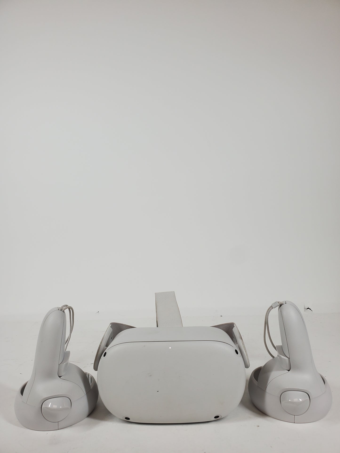 Meta Quest 2 256GB Standalone All-in-One VR Headset KW49CM