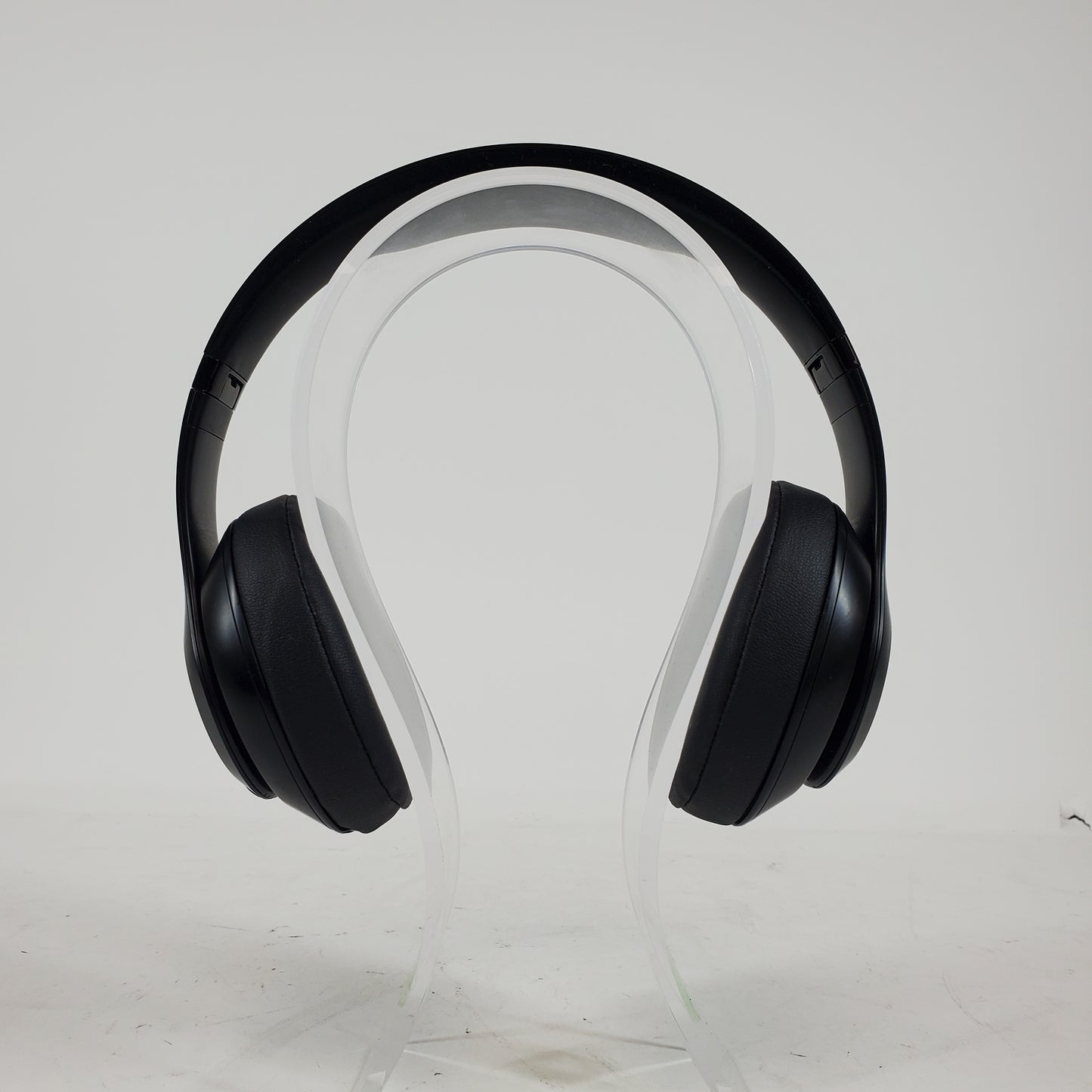 Beats Studio3 Wireless Over-Ear Bluetooth Headphones Black