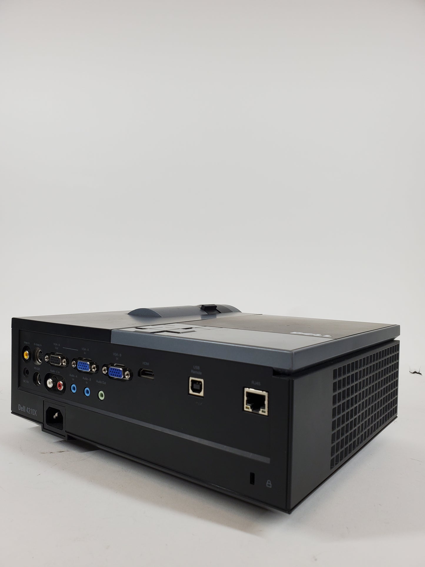 Dell 4210x 1024 x 768 XGA 3500 PROJECTOR 4210X