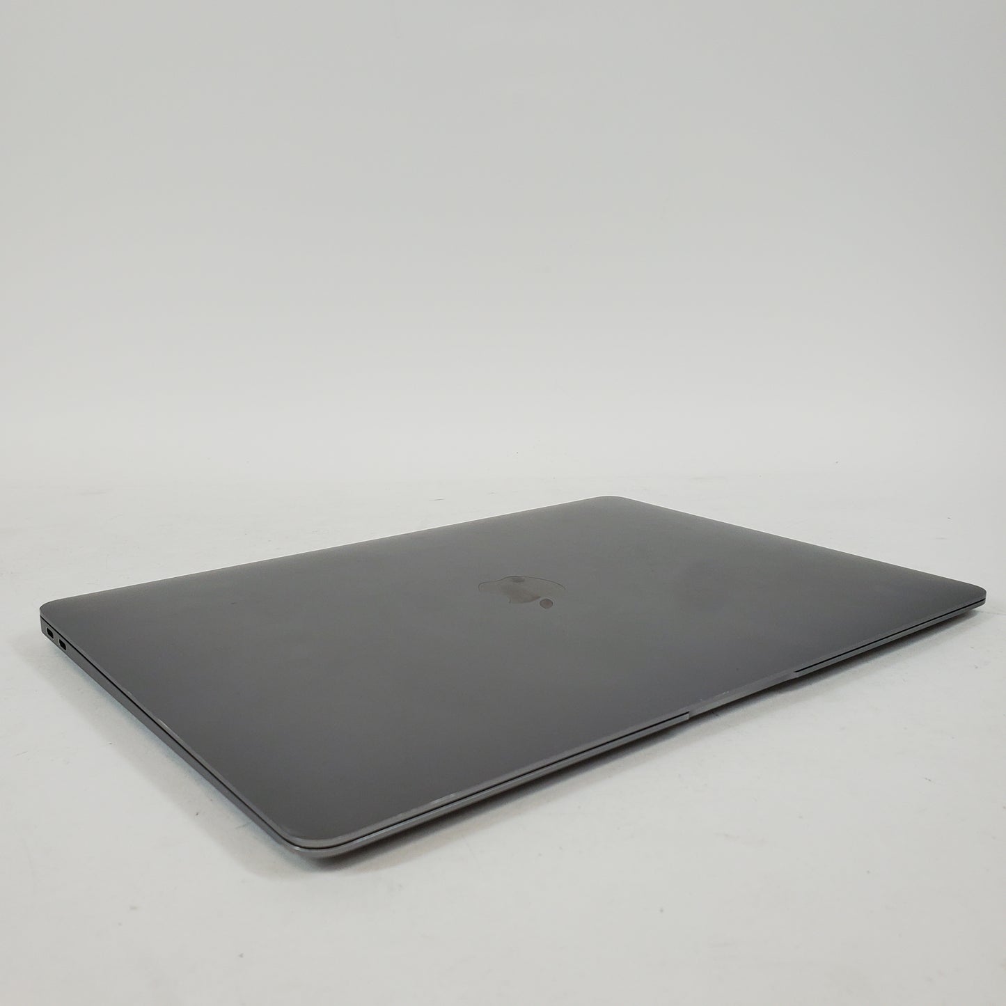 2020 Apple MacBook Air 13.3" i3 1.1GHz 8GB RAM 256GB SSD Space Gray A2179