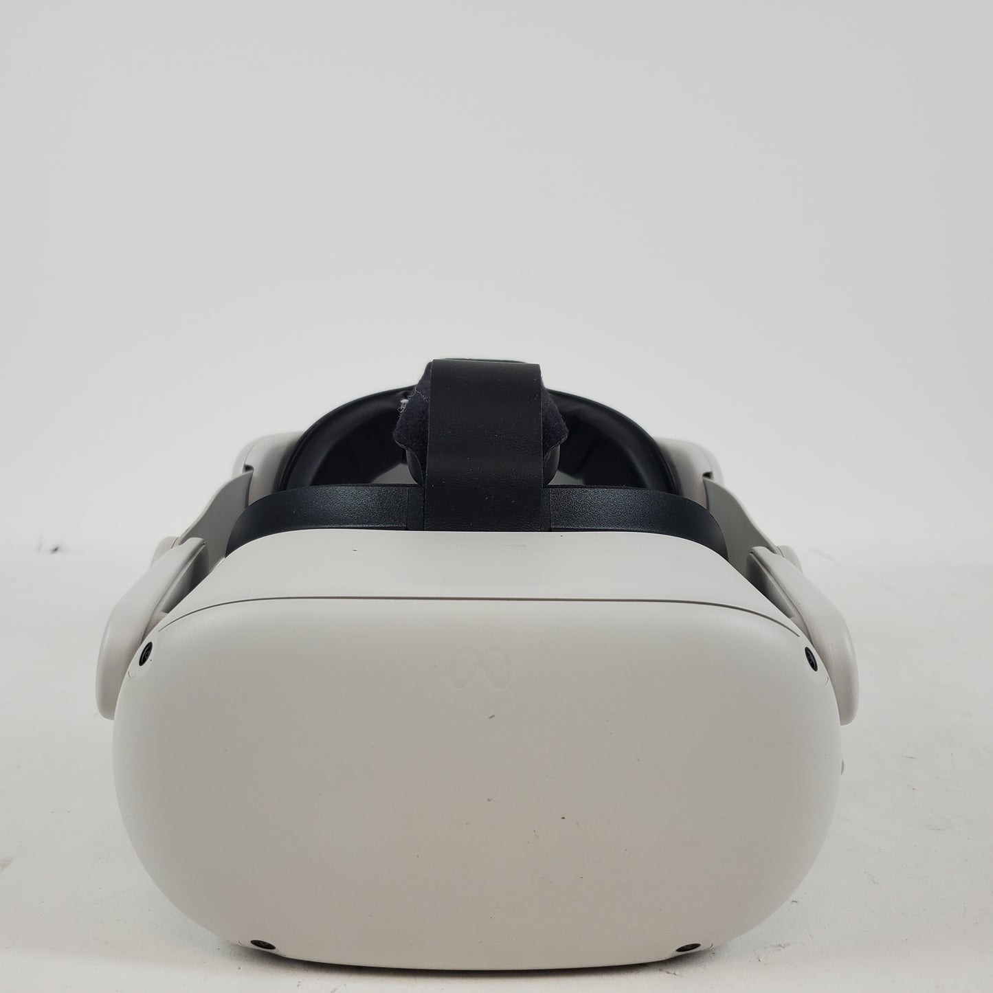 Meta Quest 2 256GB Standalone All-in-One VR Headset KW49CM