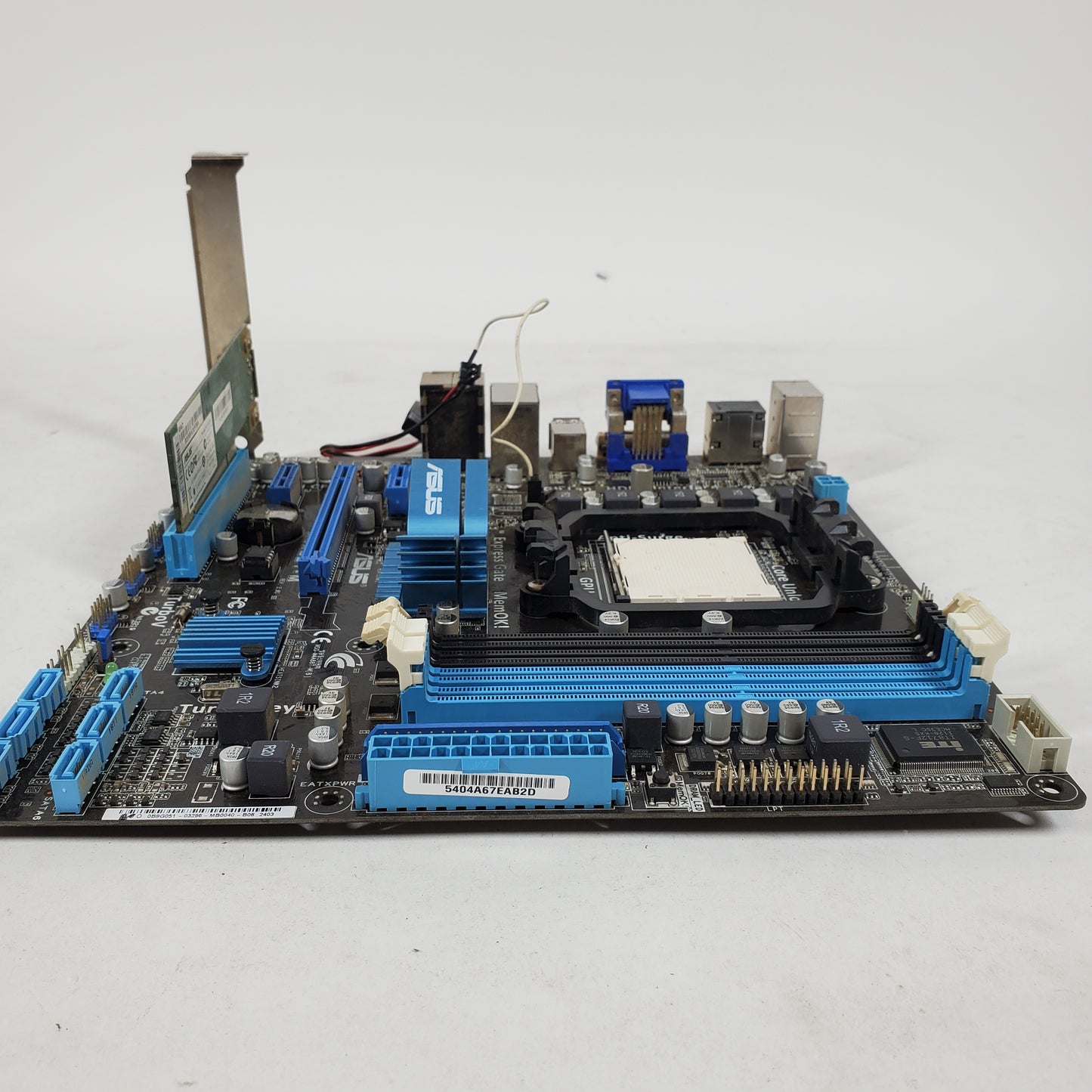 Asus M4A88T-M AM3 microATX AM3 AMD 880G DDR3 Motherboard + 4GB Ram + 3.0GHz CPU + Wireless PCI Adapter