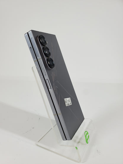 Broken Unlocked Samsung Galaxy Z Fold6 12GB RAM 256GB SM-F956U CRACKED