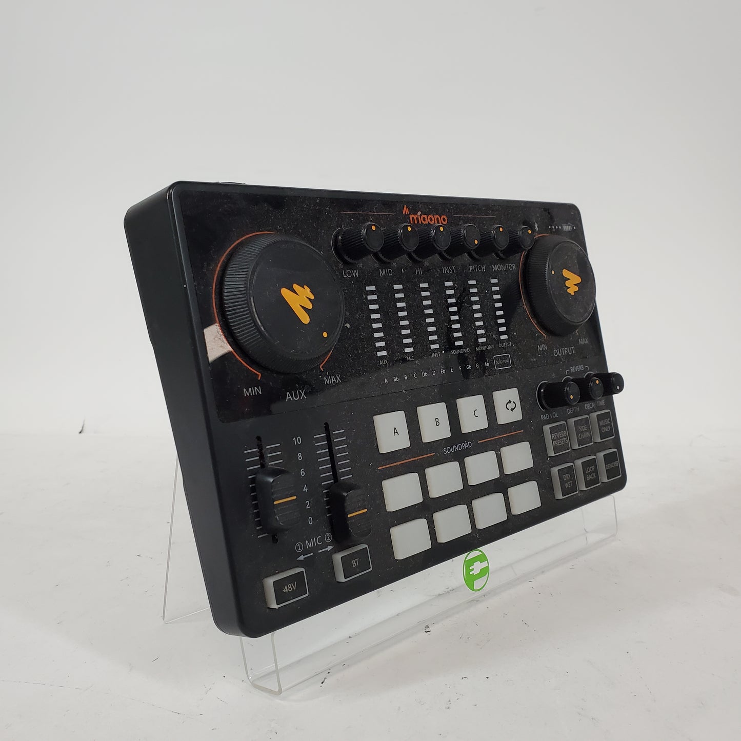 Maonocaster EME2 All-in-One Portable Live Streaming and Podcast Console EME2