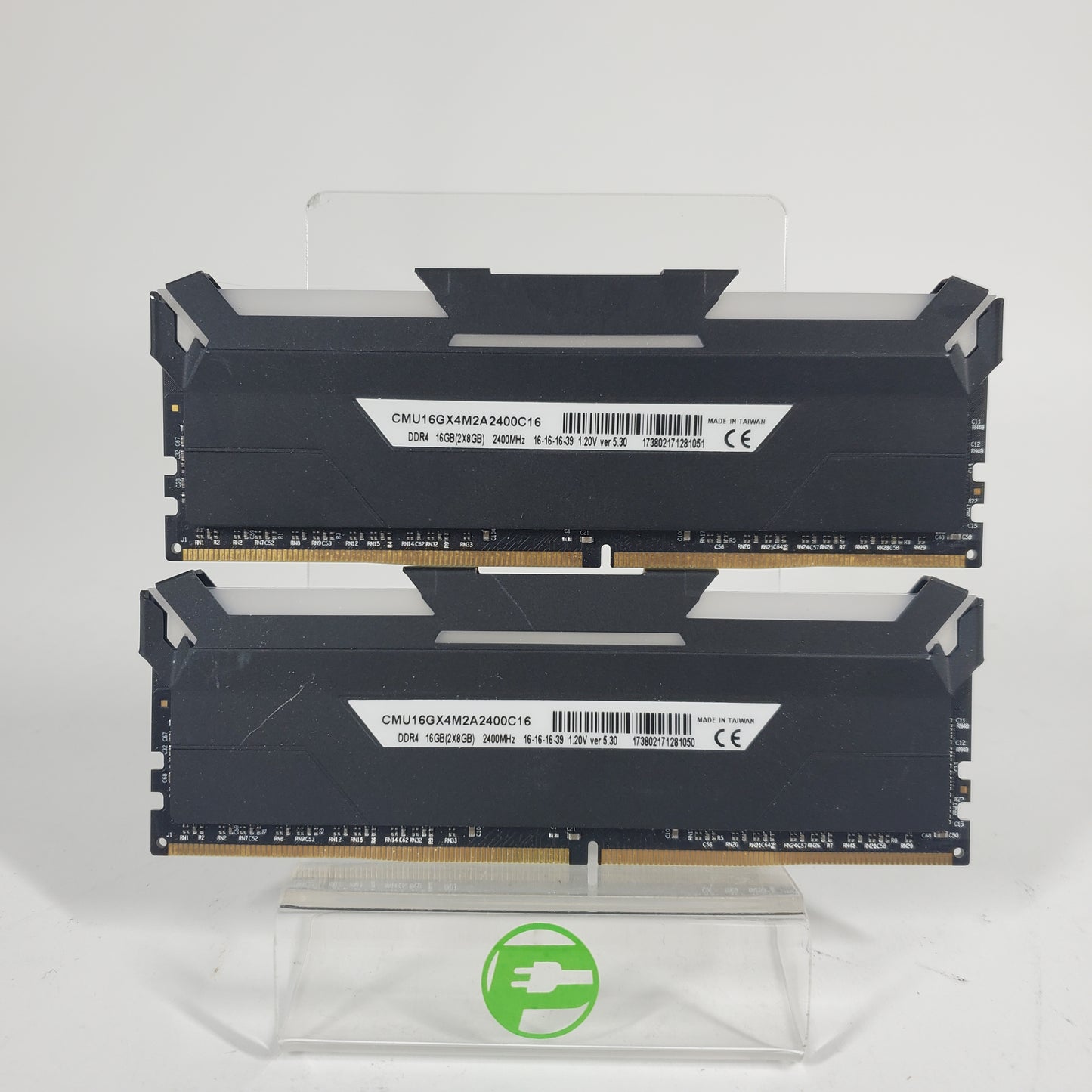 Corsair Vengeance 16GB (2x8GB) RAM DDR4 2400MHz CMU16GX4M2A2400C16