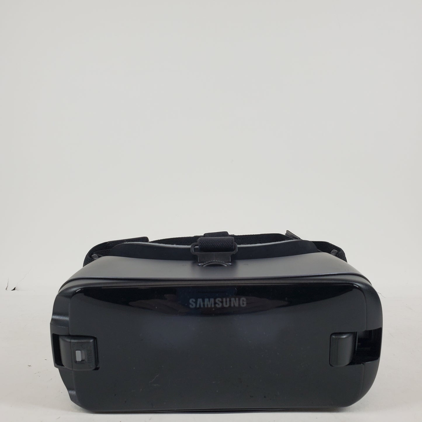 Samsung GEAR VR Virtual Reality Headset SM-R325NZVAXAR